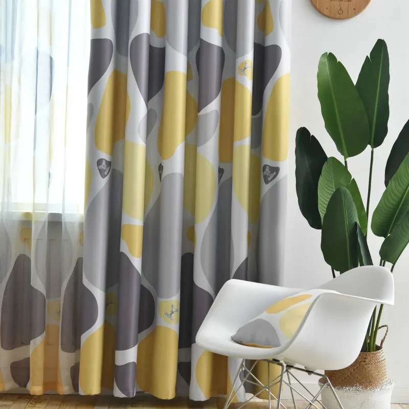 Плотные затемненные занавески с принтом тканевые для детской спальни гостиной