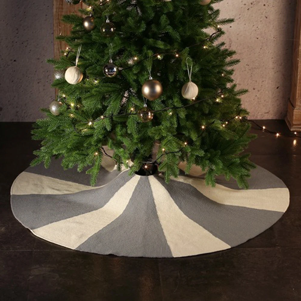

Christmas Tree Skirt 48 Inches Traditional Knitted Thick Rustic Tree Skirt Luxury Skirt For Xmas Household Festival Ornaments