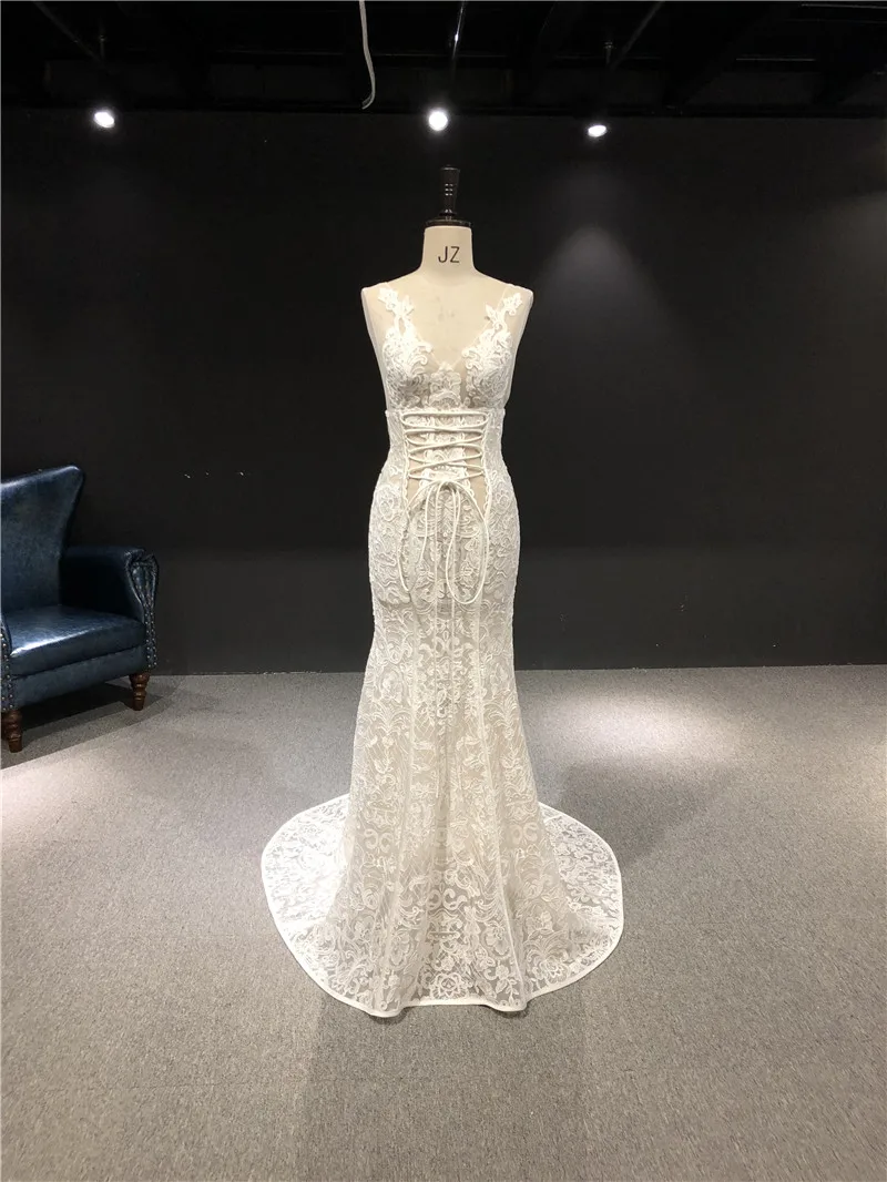 

Real Newest High Quality Customized Mermaid Ivory Lace V-neck Sleeveless Open Back Mermaid Floor Length with Train Wedding Dress