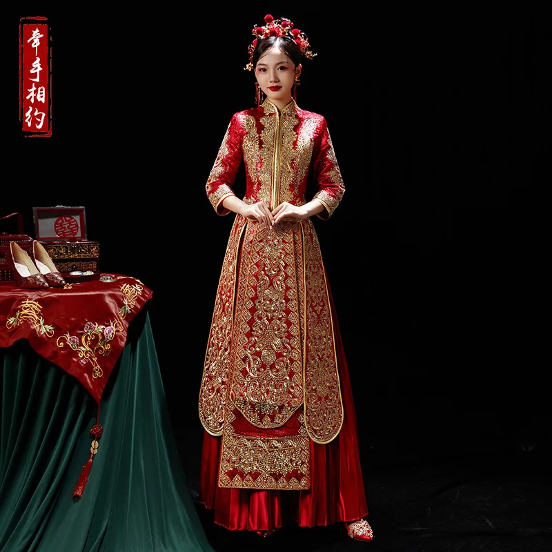 

2021 Exquisite Costume Oriental Toast Clothing Bride Wedding Dress Embroidery Cheongsam Chinese Style Marriage Set