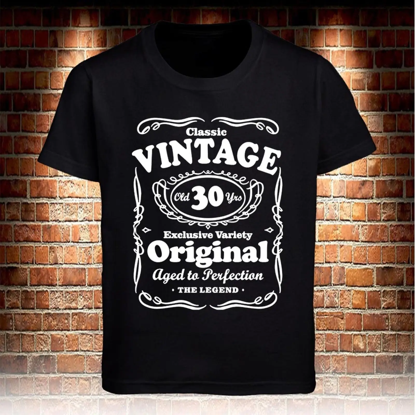 Мужская футболка с принтом короткая Ретро стиль 30 лет подарок на день рождения