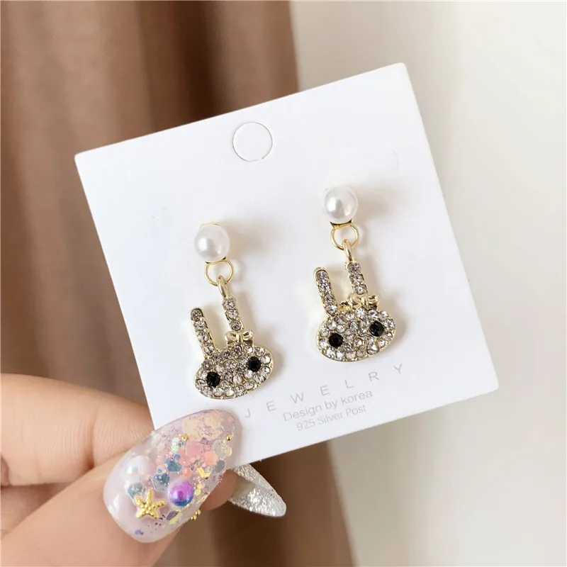 

2020 fashion popular pearl earring rabbit earrings pearl earrings female stud earrings jewelry accessories