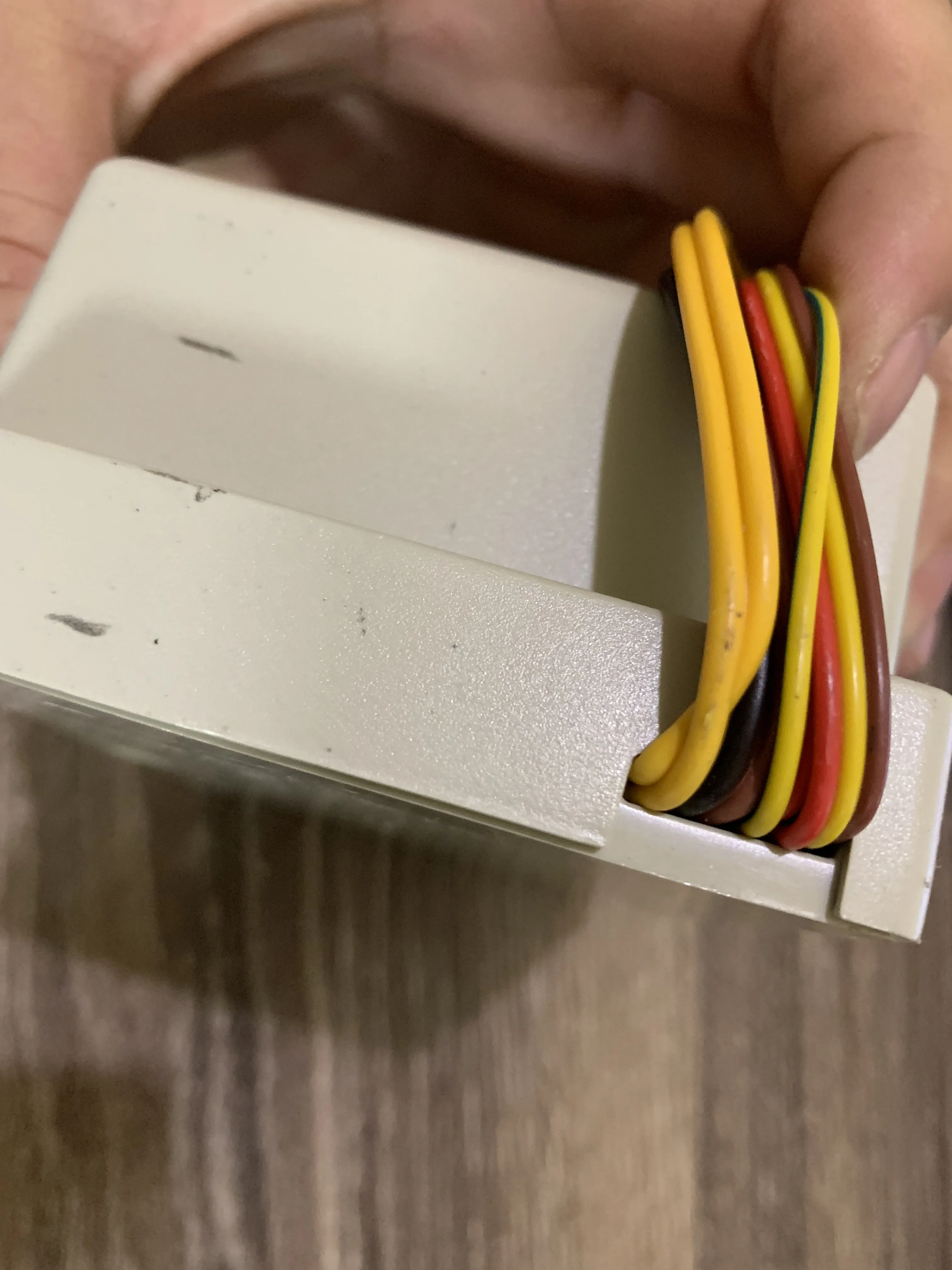 Контроллер запястья пускового механизма импульсного зажигания для духового