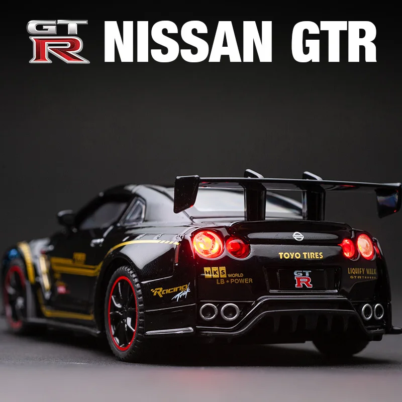 Бесплатная доставка новинка 1:32 NISSAN GT-R R35 модель автомобиля из сплава игрушечные