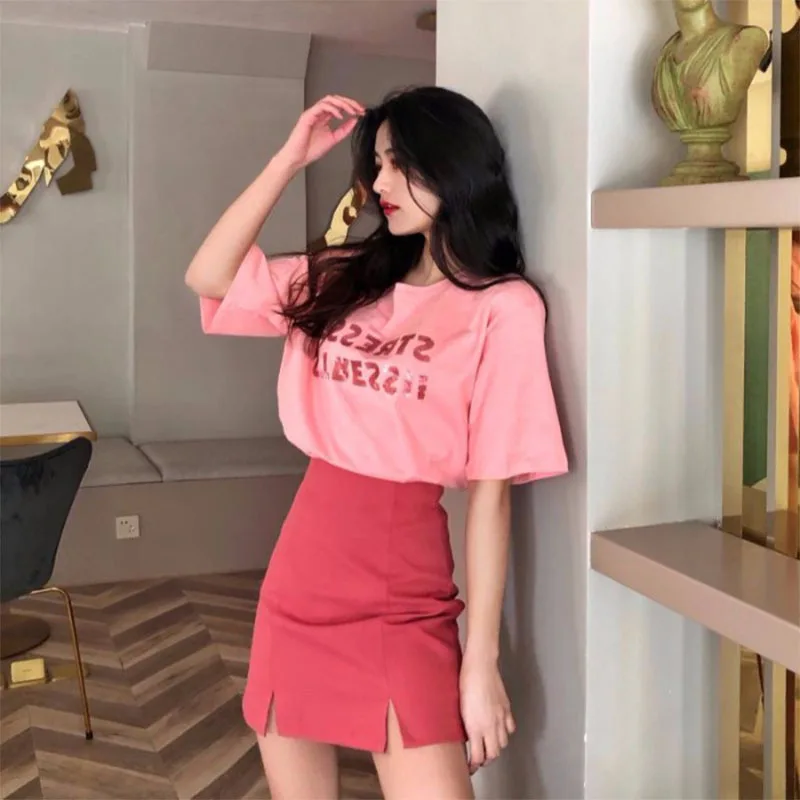 2020 Summer's Two Piece Set Playful Goddess Net Red Dress A Two-piece of French Age Reduction Temperament Show Thin |