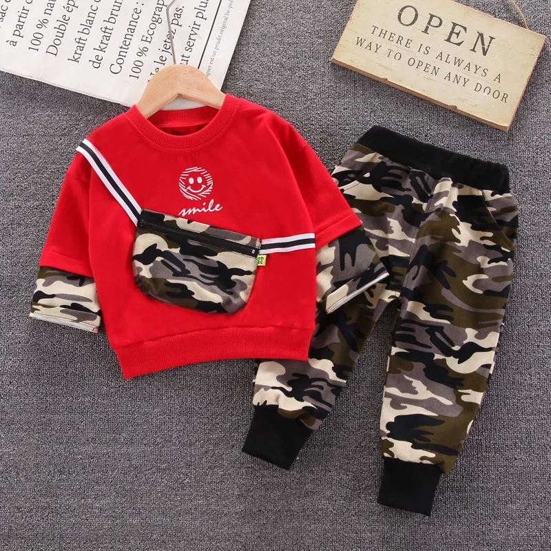 

2021 hot new baby children's autumn men's suit baby smiling face camouflage handsome two piece set 012345 year old boy's long