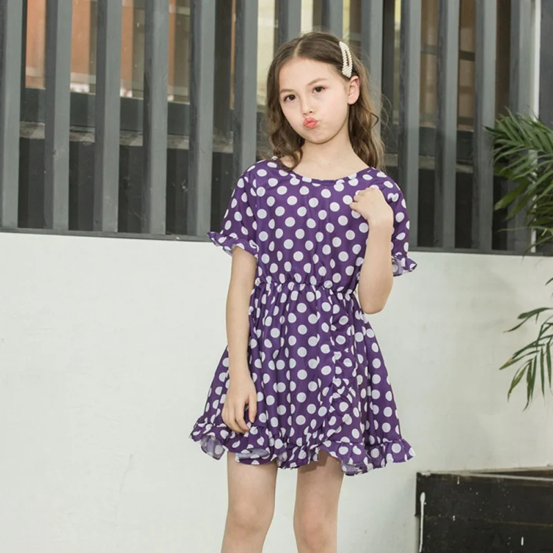 Летнее хлопковое клетчатое платье принцессы в горошек с оборками и рукавами