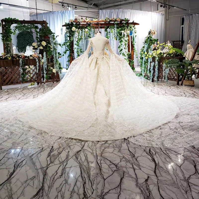 BGW HT42317 Plus Size Wedding Dress With Sleeves Shawl O-neck Ball Gown Lace Bride Gown 2020 Real Vestido De Noiva Manga Longa