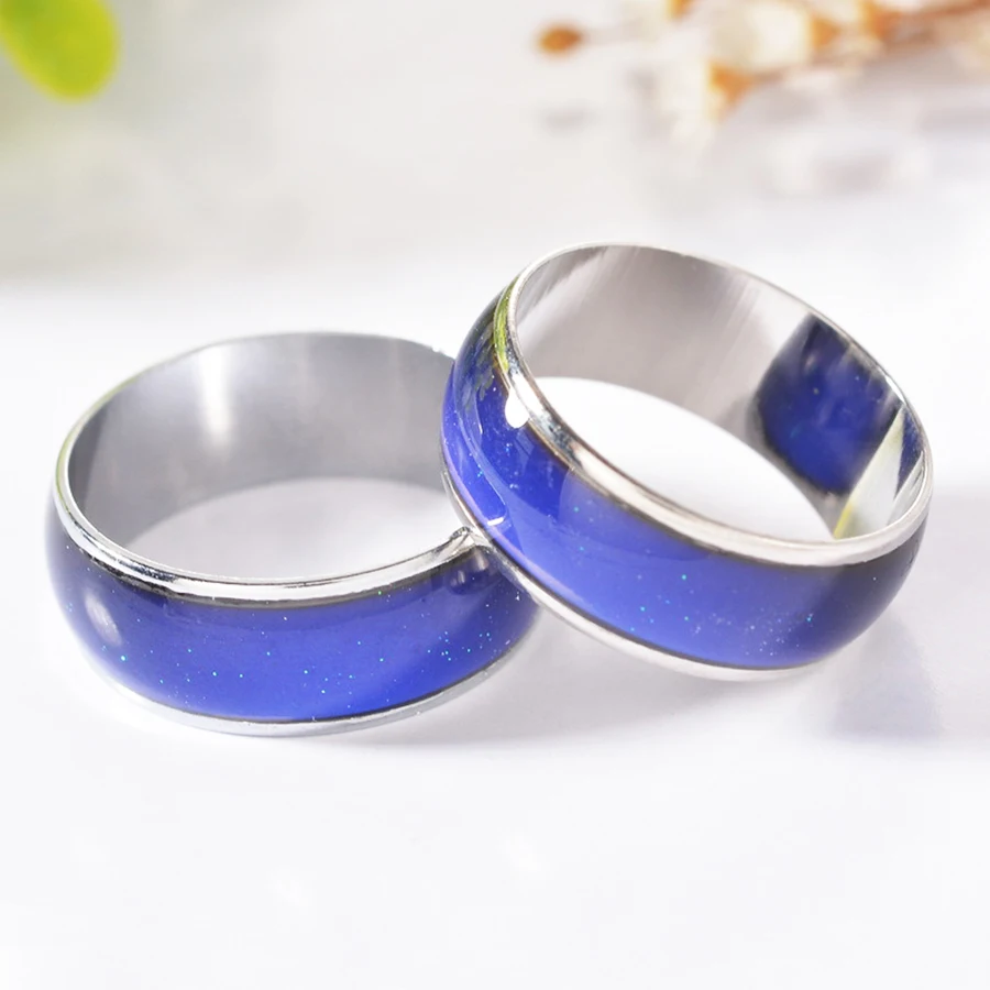 

Ring 2021 fashion men and women couples temperature control color temperature ring titanium steel material does not fade