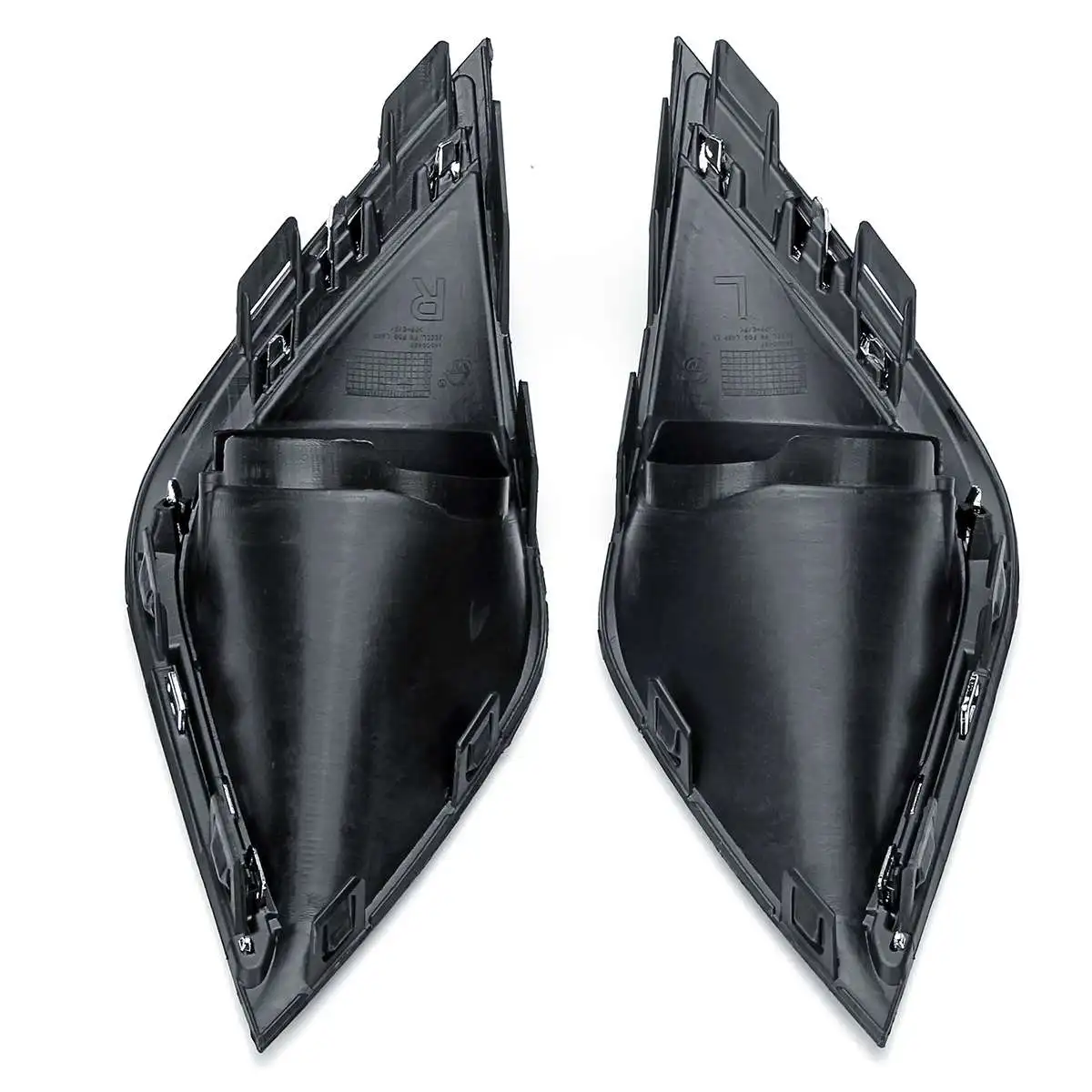 Пара противотуманных светильник р на автомобильный бампер с крышкой комплект