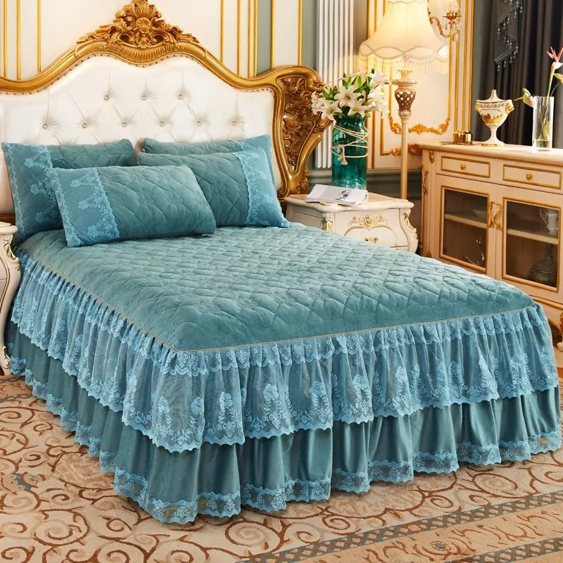 European Luxury Bedspreads Queen King Size Princess Crystal Velvet Queen Bedding Set Lace Bed Skirt Thickened Warm Bed Spread