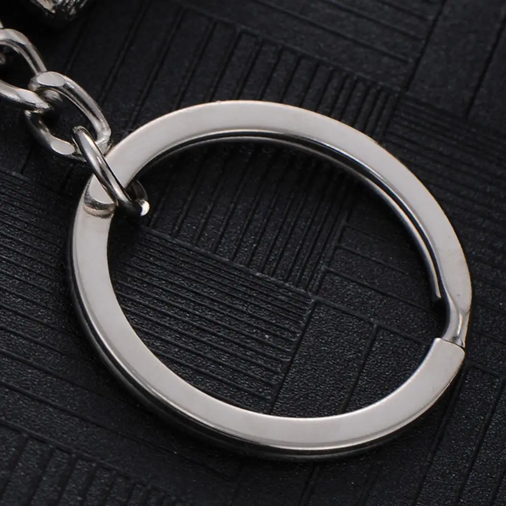 

New Cool Men Tanked Model Pendant Key Chain Keychain Alloy Ring Bag Car Wallet Decor
