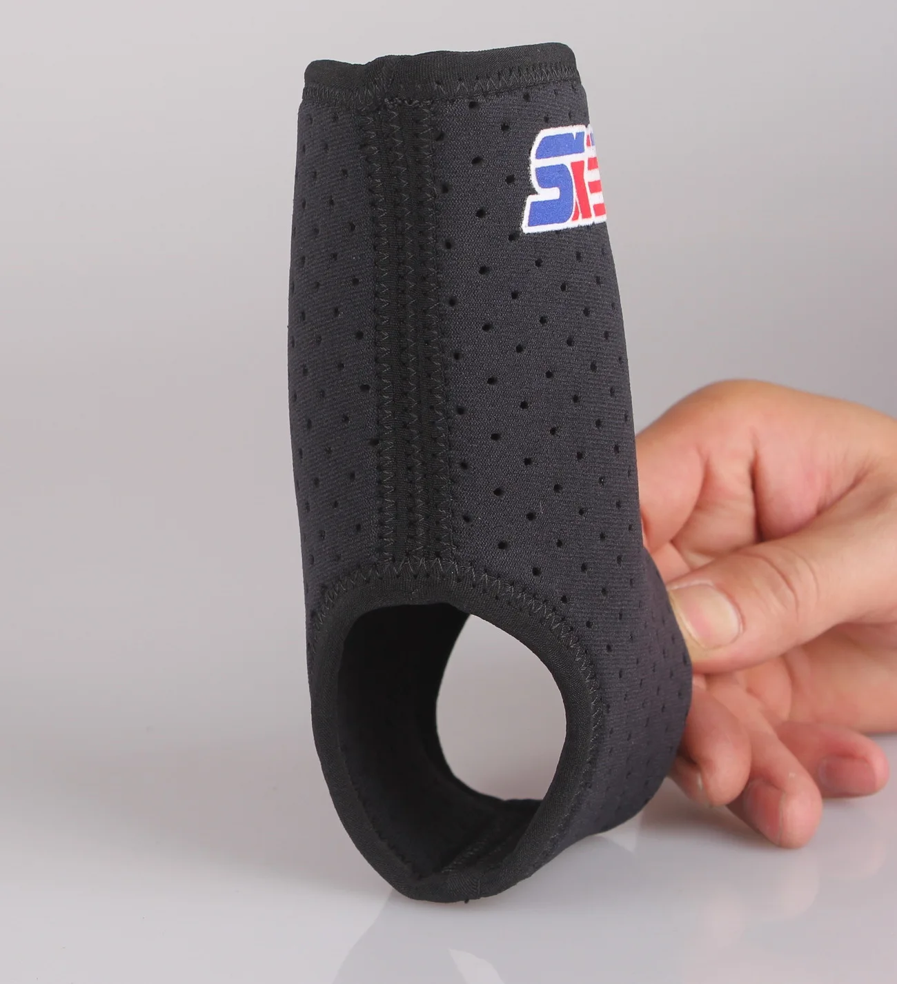 Горный велосипед баскетбол бадминтон дышащая Спортивная посуда защита для ног Sx661 от AliExpress WW