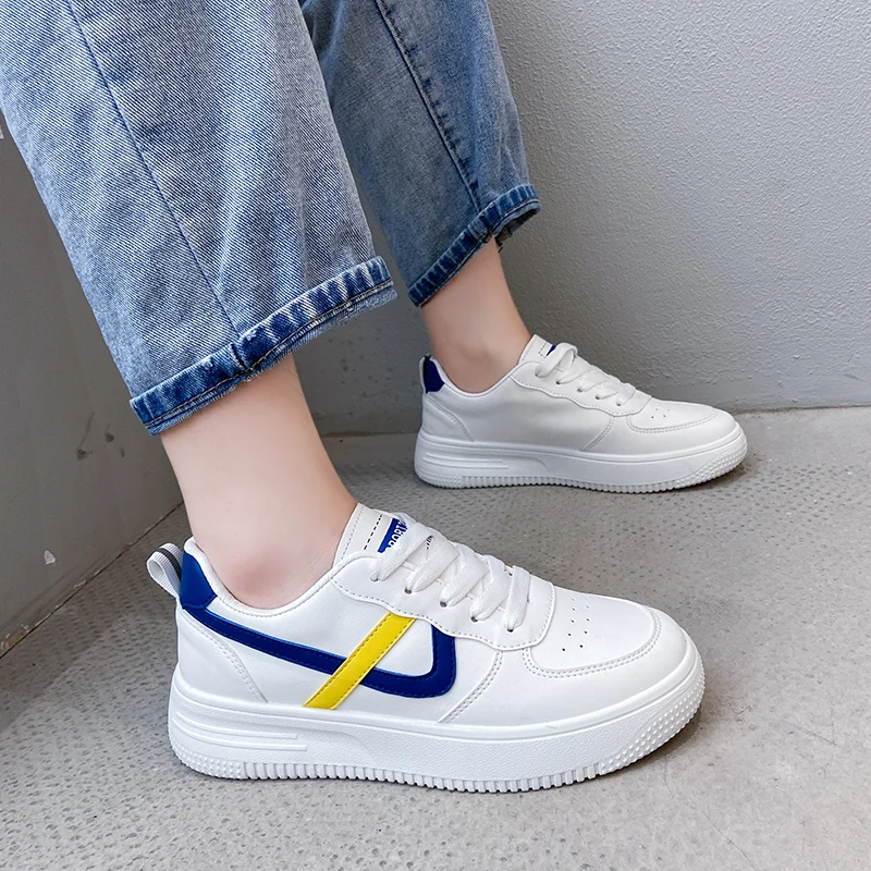 

Trendy little white shoes women's 2021 autumn new Korean style thick soled muffin board shoes student breathable casual shoes