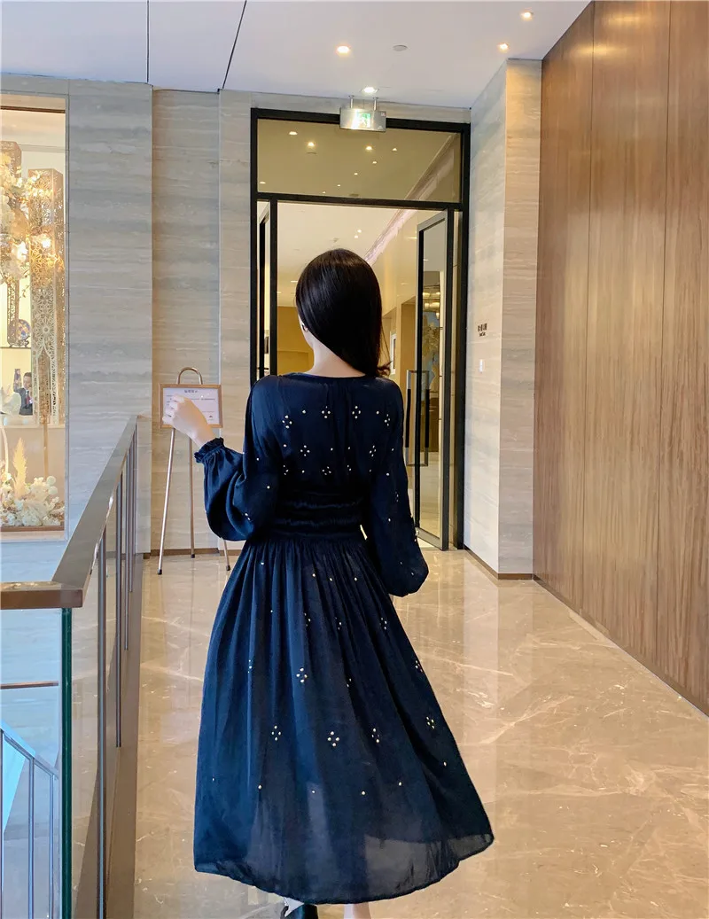 

Fashionable Women's Dress V-neck Waist Waist Retro Rivet Decorated Waist Skirt Dress 2021 Spring New
