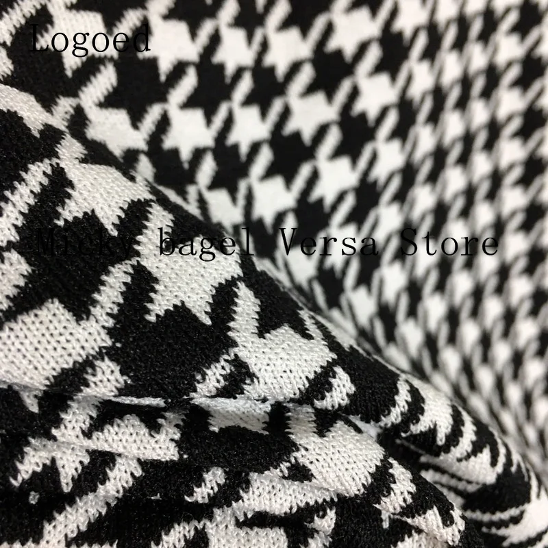 

2021 luxury quality design fashion stripe women's knitting suit temperament sexy suspender underwear + high waist slim shorts