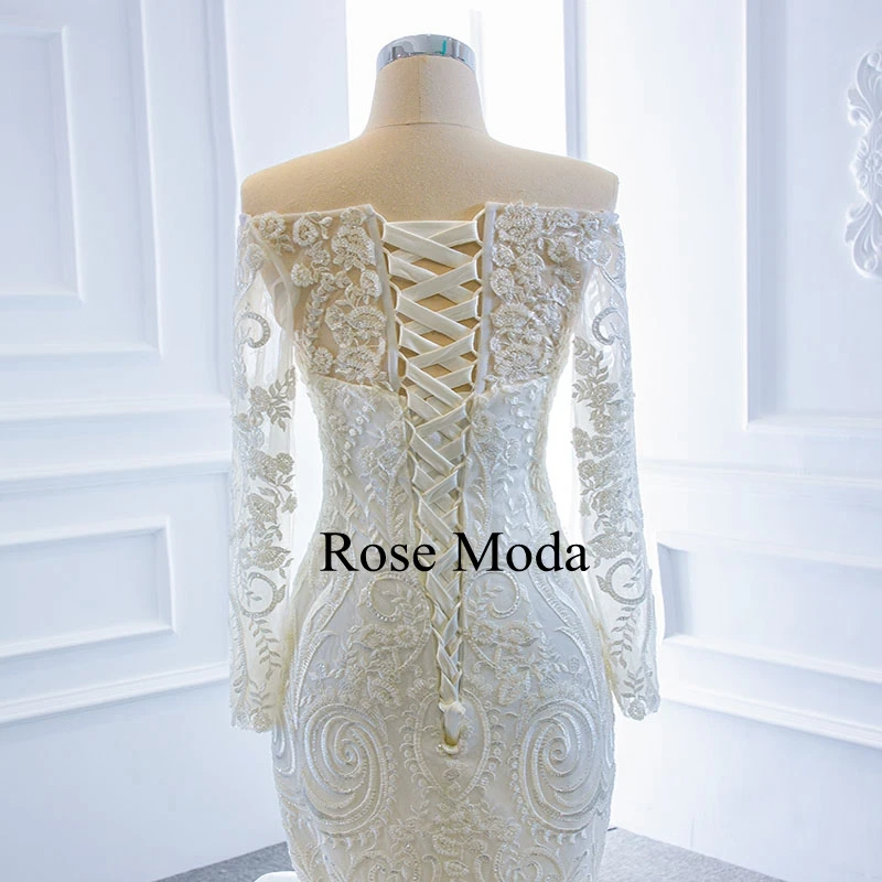 

Rose Moda Luxury Long Sleeves Chantilly Lace Mermaid Wedding Dress with Ruffled Skirt