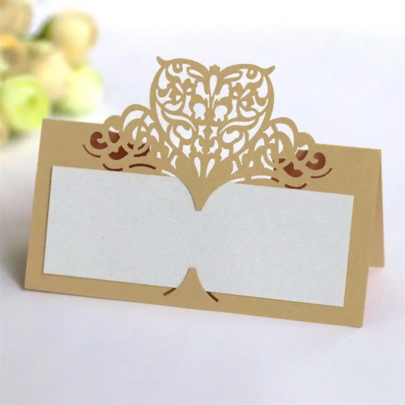 

50pcs Love Hollowed Out Name Seat Card Delicate Vintage Paper Place Card Creative Table Name Seat Card for Wedding Party
