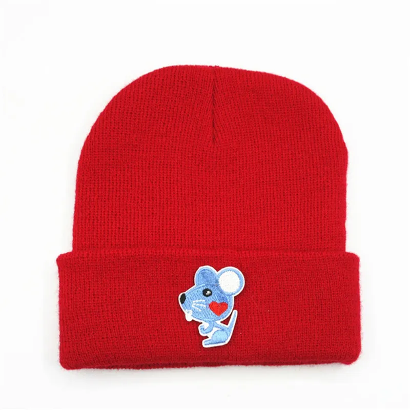 Утепленная вязаная шапка с вышитыми буквами зимняя теплая Шапка-бини Skullies для