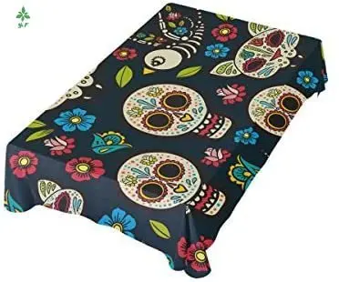 

Скатерть с мексиканским черепом на Хэллоуин