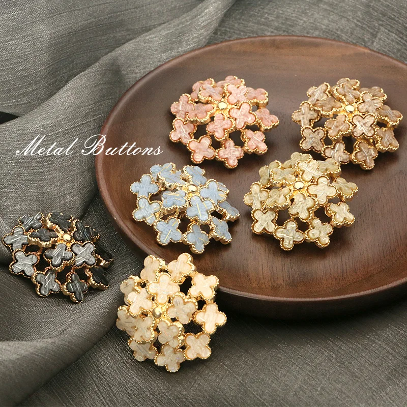 

Flower Gold Metal Big Buttons for Clothing Coat Dress Vintage Decorative Buttons Wedding Gift Sewing Accessories 35MM Needlwork