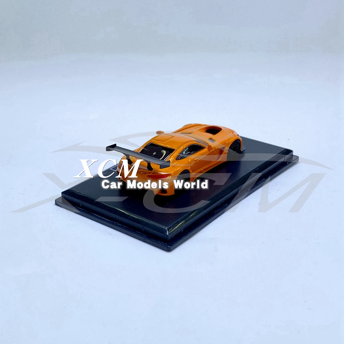 Полимерная модель автомобиля Avan Style A M G GT 3 1:87 (оранжевый) |