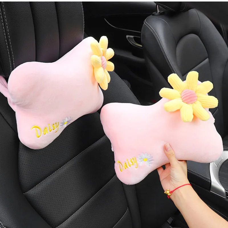 

2021 Ins Fashion Daisy Flower Seat Belt Cover Cervical Pillow Cartoon Cute Neckpillow Headrest Car Interior Ornaments