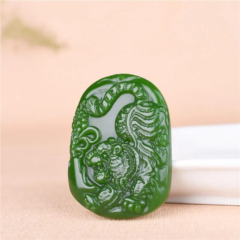 Китайская Натуральная Зеленая Нефритовая фотография ручная работа