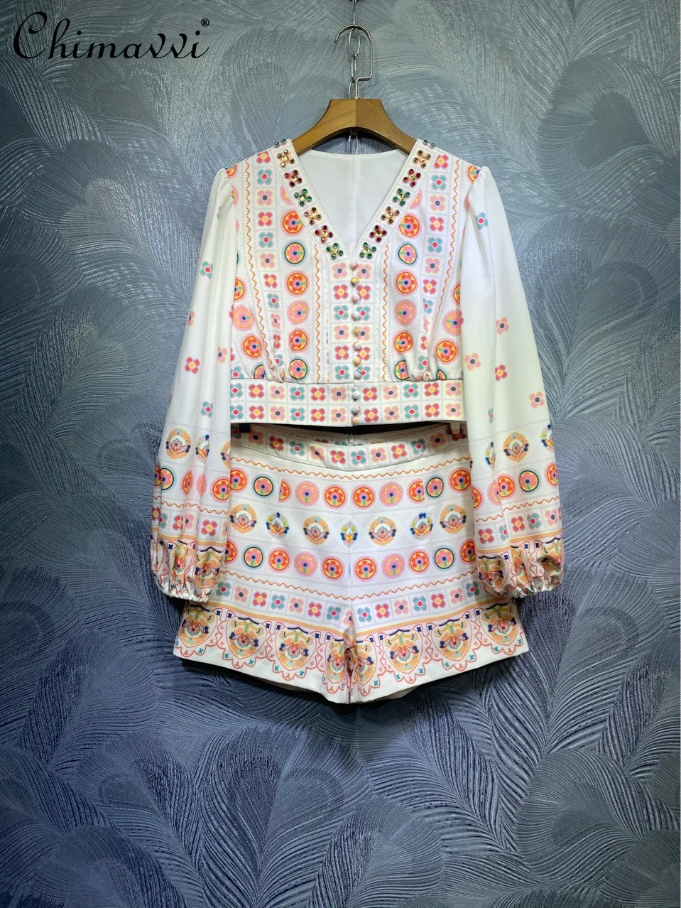 

French Style Sweet Women's Elegant New V-neck Printed Lantern-Sleeved Short Top with High Waist Loose Shorts Two Piece Set