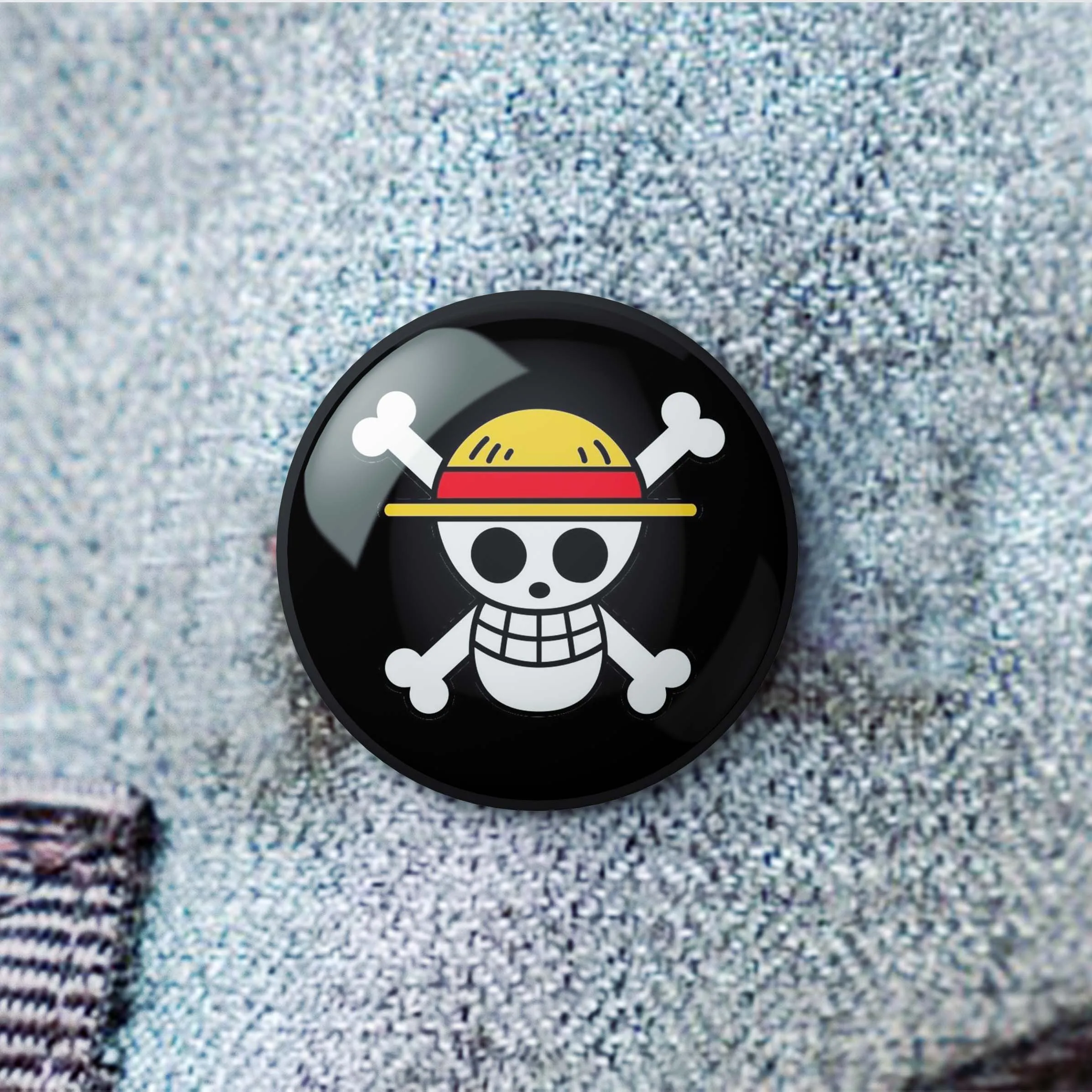 

one piece Soft Enamel Pin Funny Decor Fashion Cartoon Jewelry Lover Collar Metal Gift Hat Badge Women Creative Brooch Cute