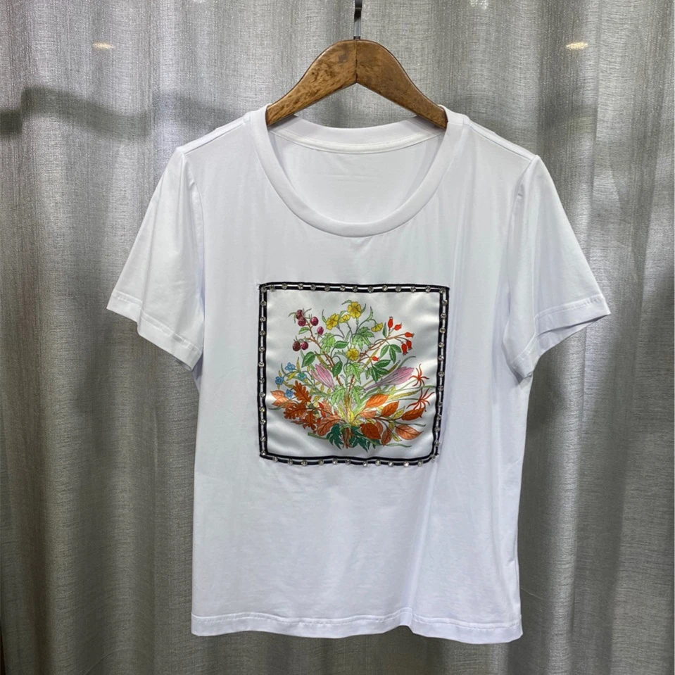 Summer 2021 Fashion women's pantsuit High quality Cotton T-shirts+floral print Shorts 2piece set B111