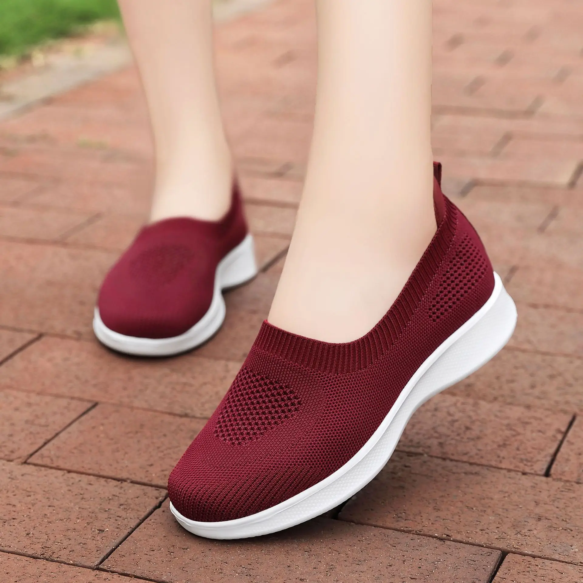 

Sapatilhas femininas sapatos 2021 novo deslizamento-em malha respirável meia sapatos casuais femininos sapatos planos sapatos vu
