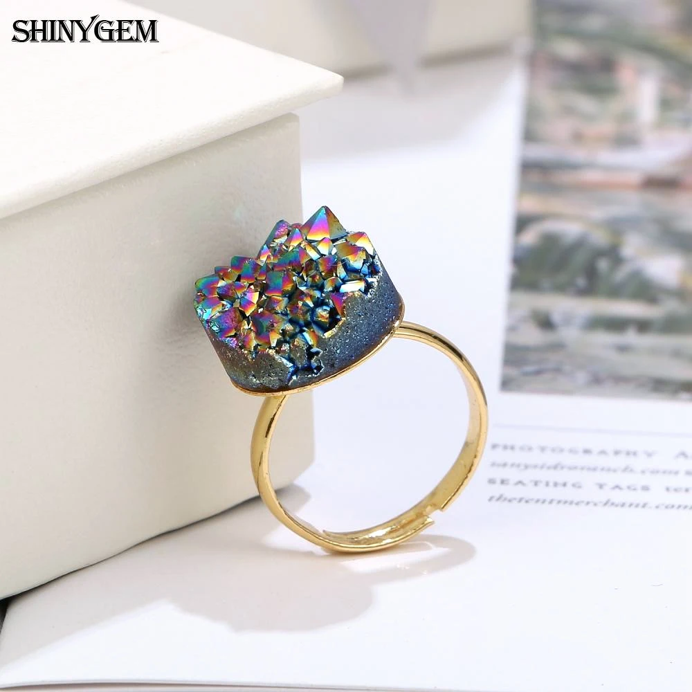 Классические кольца ShinyGem с натуральным кристаллом Druzy позолоченные Регулируемые
