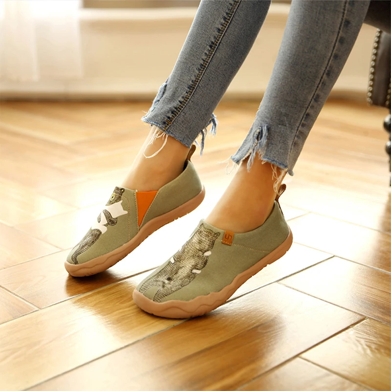 UIN Bear's Hug Дизайн Окрашенные Женщины Холст Обувь Slip-on Мокасины Дорожные Кроссовки Повседневная Женская Обувь Для Ходьбы Мягкий Легкий