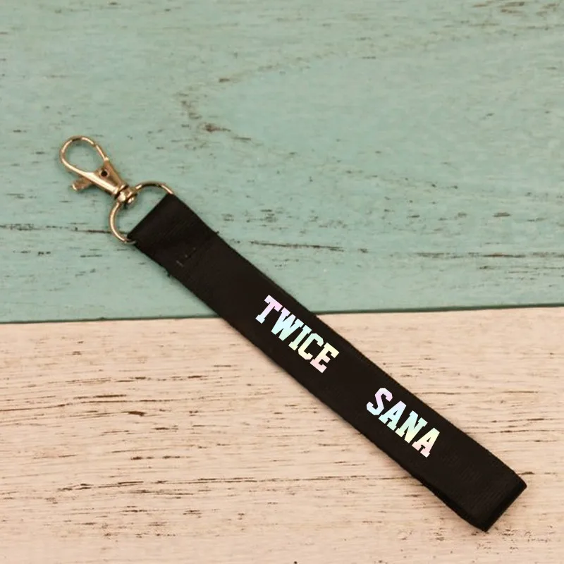 Дважды альбомный сигнал Kpop Tzuyu Pin Dahyun Sana название брелок K pop подвеска лазерный
