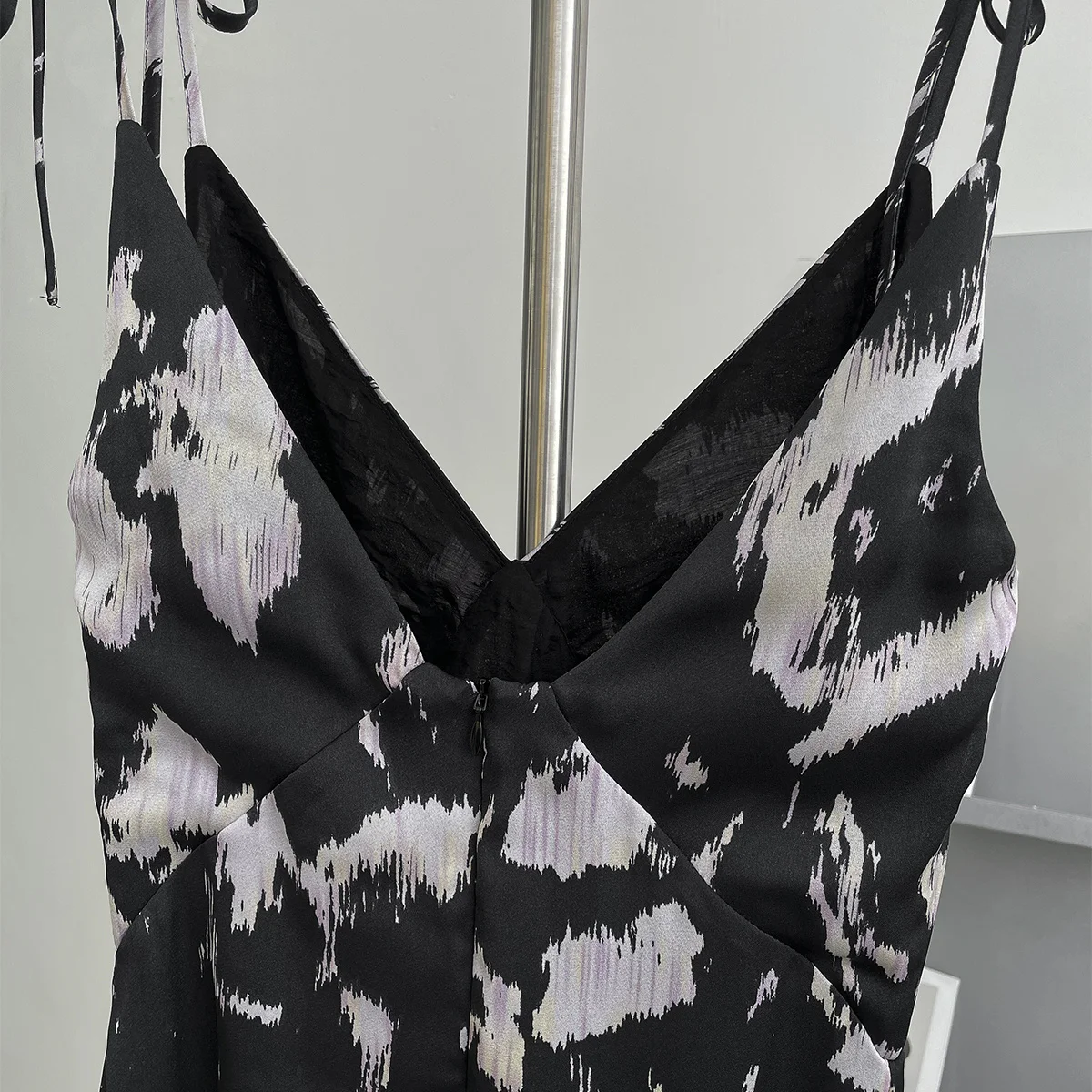 

DEAT 2021 new summer V-neck straps printed slim mid calf length sexy vacation dress female vestido WS61001L