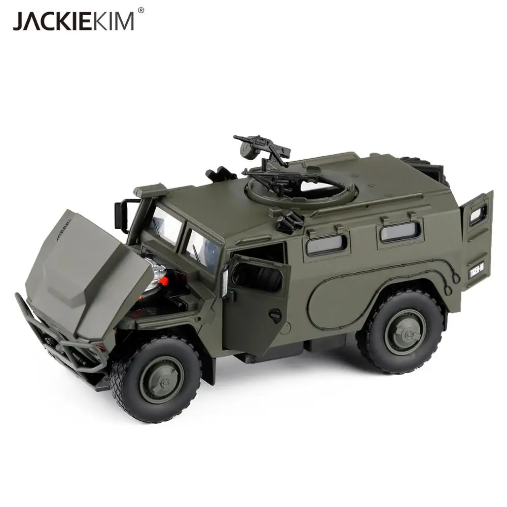 Высокая имитация 1:32 Сплав раздвижной русский бронированный автомобиль взрывозащищенный военная модель звуковой светильник автомобиль для детей игрушки