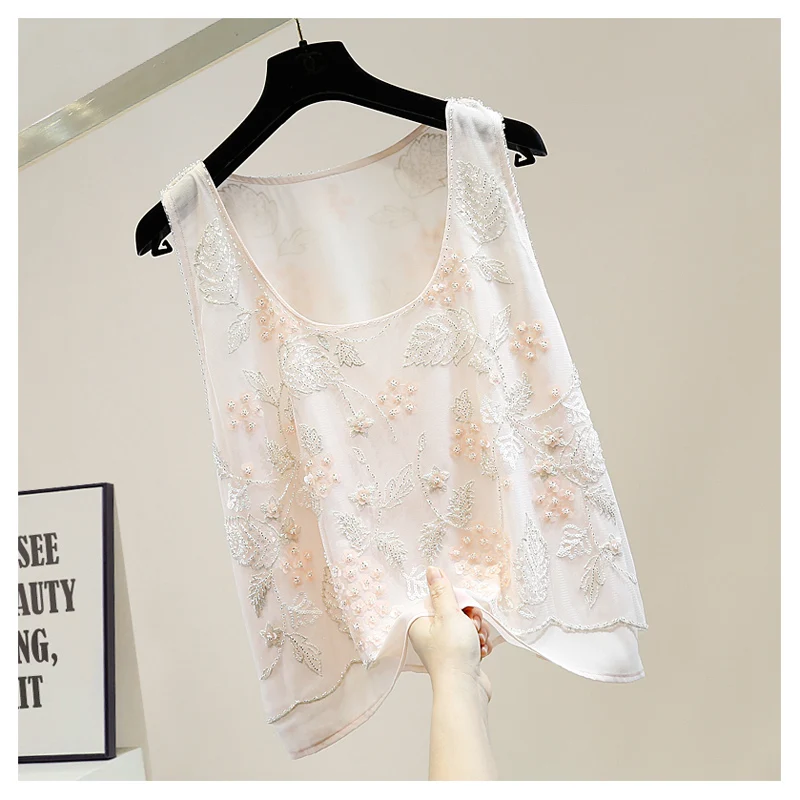 Женская шифоновая блузка с вышивкой и V-образным вырезом