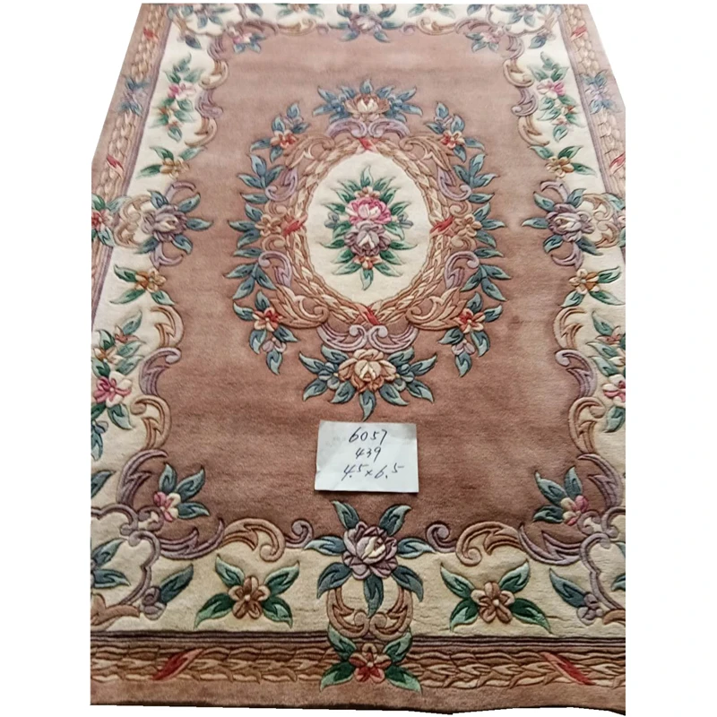 Рисунок 6 - Большой цветочный античный французский