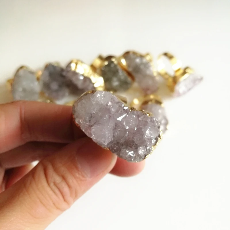 Новое геометрическое кольцо с натуральным кварцевым кристаллом | Украшения и