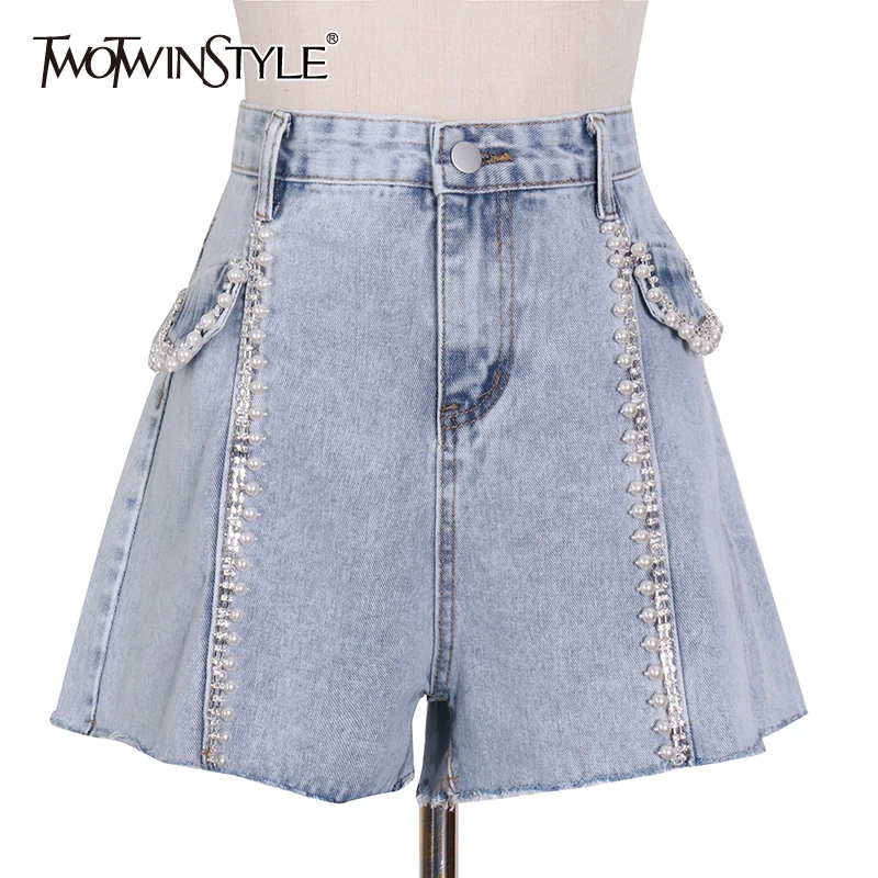 

TWOTWINSTYLE Casual Patchwork Pearl Short For Women High Waist Denim Streetwear Shorts Female Fashion New Clothing Summer