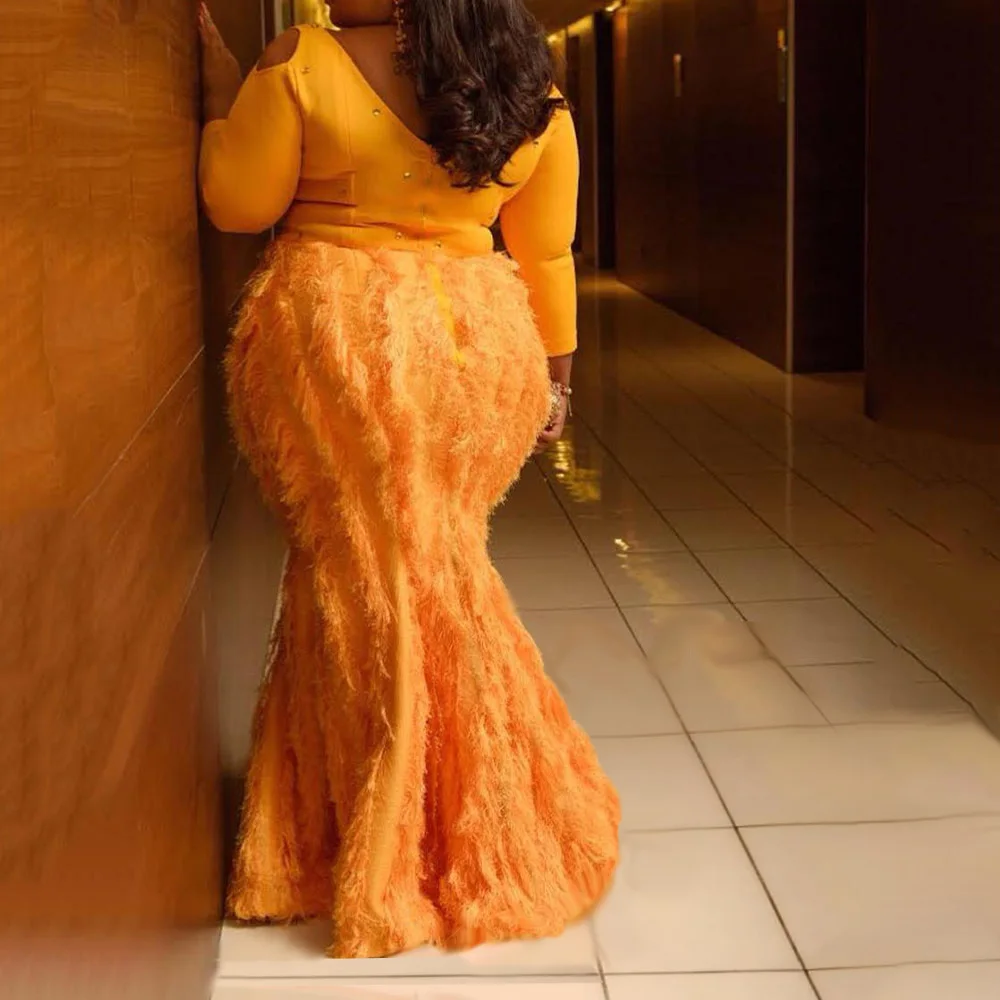 Женское длинное вечернее платье русалка оранжевое элегантное облегающее макси