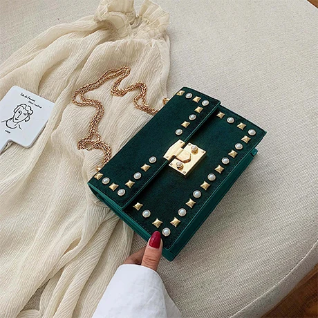 Green Винтажная модная квадратная сумка с заклепками Новая высококачественная матовая кожаная женская дизайнерская сумка с цепочкой на плечо - Цвет: Green
