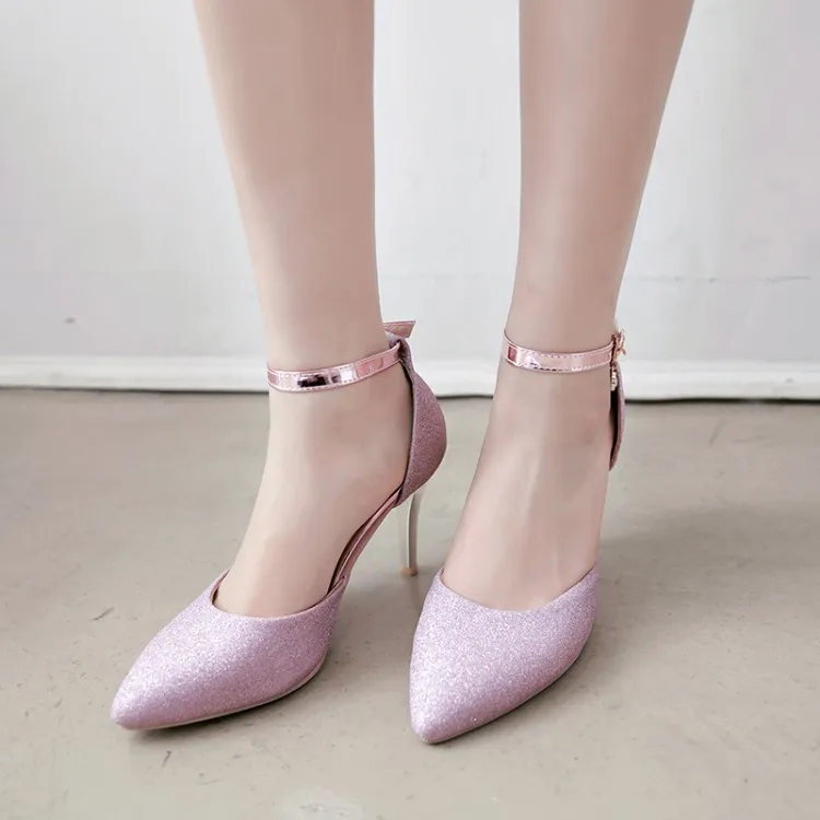 

Women's Shoes