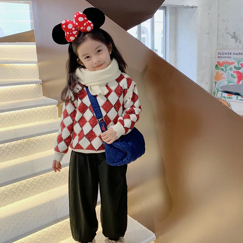 

Мила Чоу, зима 2021, свитер для маленьких девочек с блестящими узорами, детский плотный вязаный клетчатый пуловер, топ, детская теплая одежда