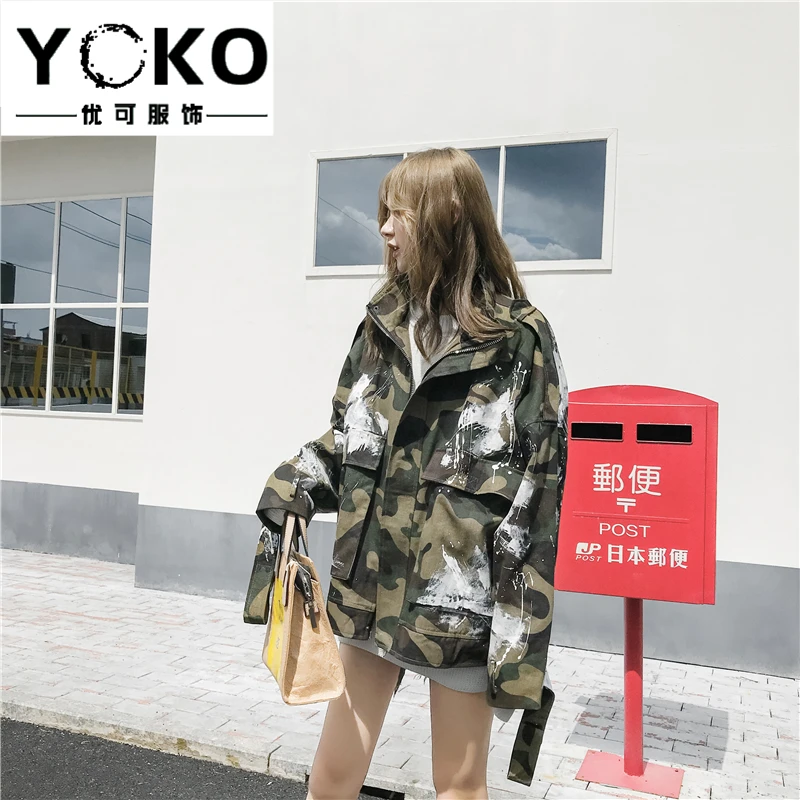 YOKO/Весенняя джинсовая куртка с граффити женская уличная Свободная капюшоном в
