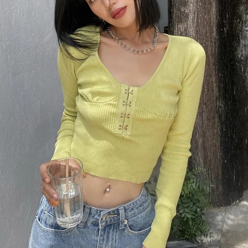 

Women Plunge Neck Long Sleeve Knit Top With Only Hook And Eye Front A814