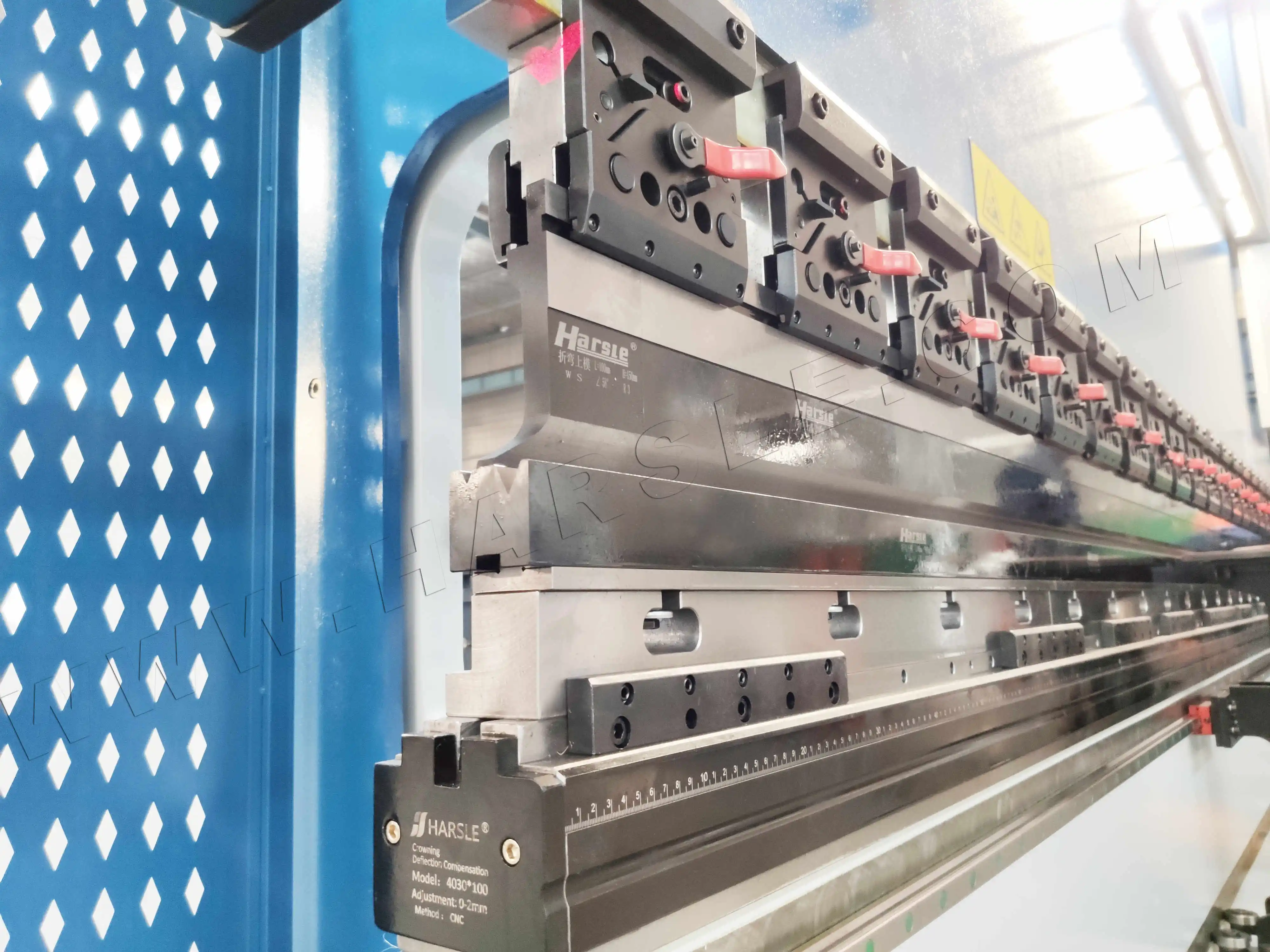 Гидравлический тандемный прессовый тормоз CNC DA58T для металлической пластины |