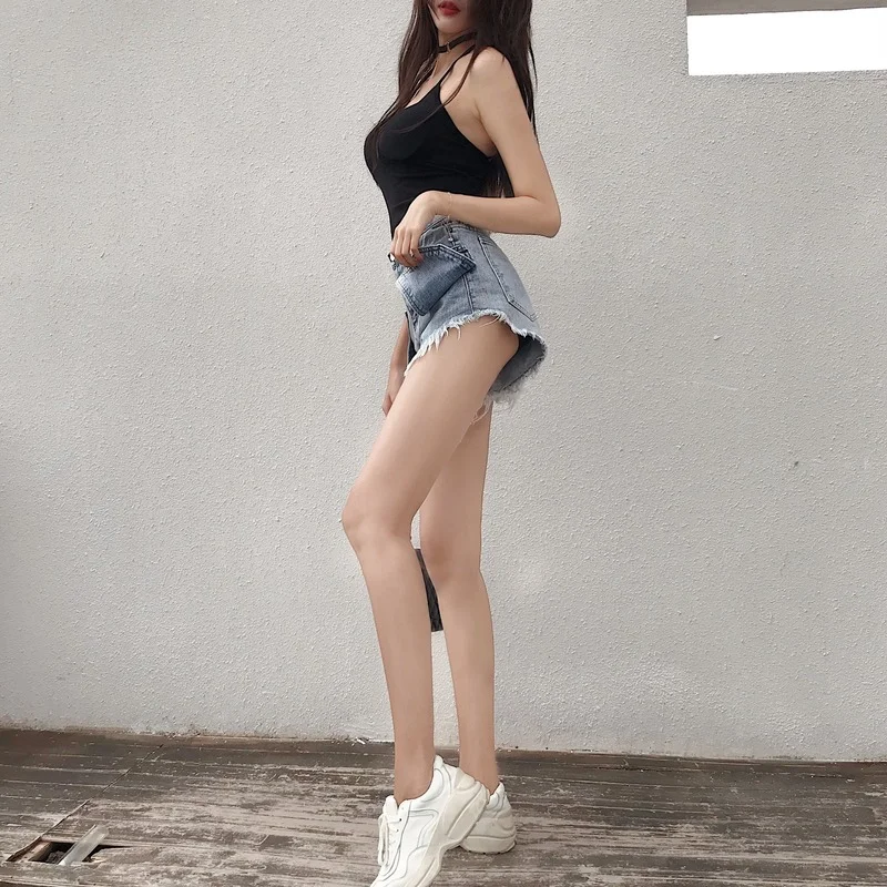 Big Pocket Denim Shorts Fashion Wide-leg Pants High Waist Thin Tassel Hot Pants Ins Tide Spring and Summer Women Jeans MID Sexy