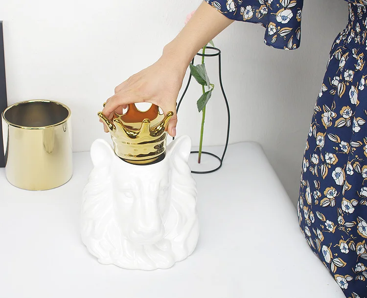 Хорошо рекомендую Канадская Золотая Корона керамический орнамент льва стеллаж